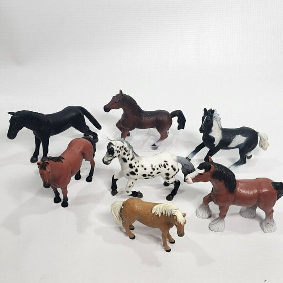 Set Of 7 BATTAT Horses Figures Plastic Black Brown - Picture 1 of 10